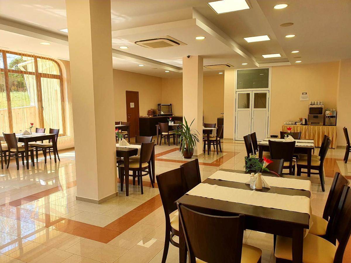 C Comfort Hotel & Wellness Hisarya Extérieur photo