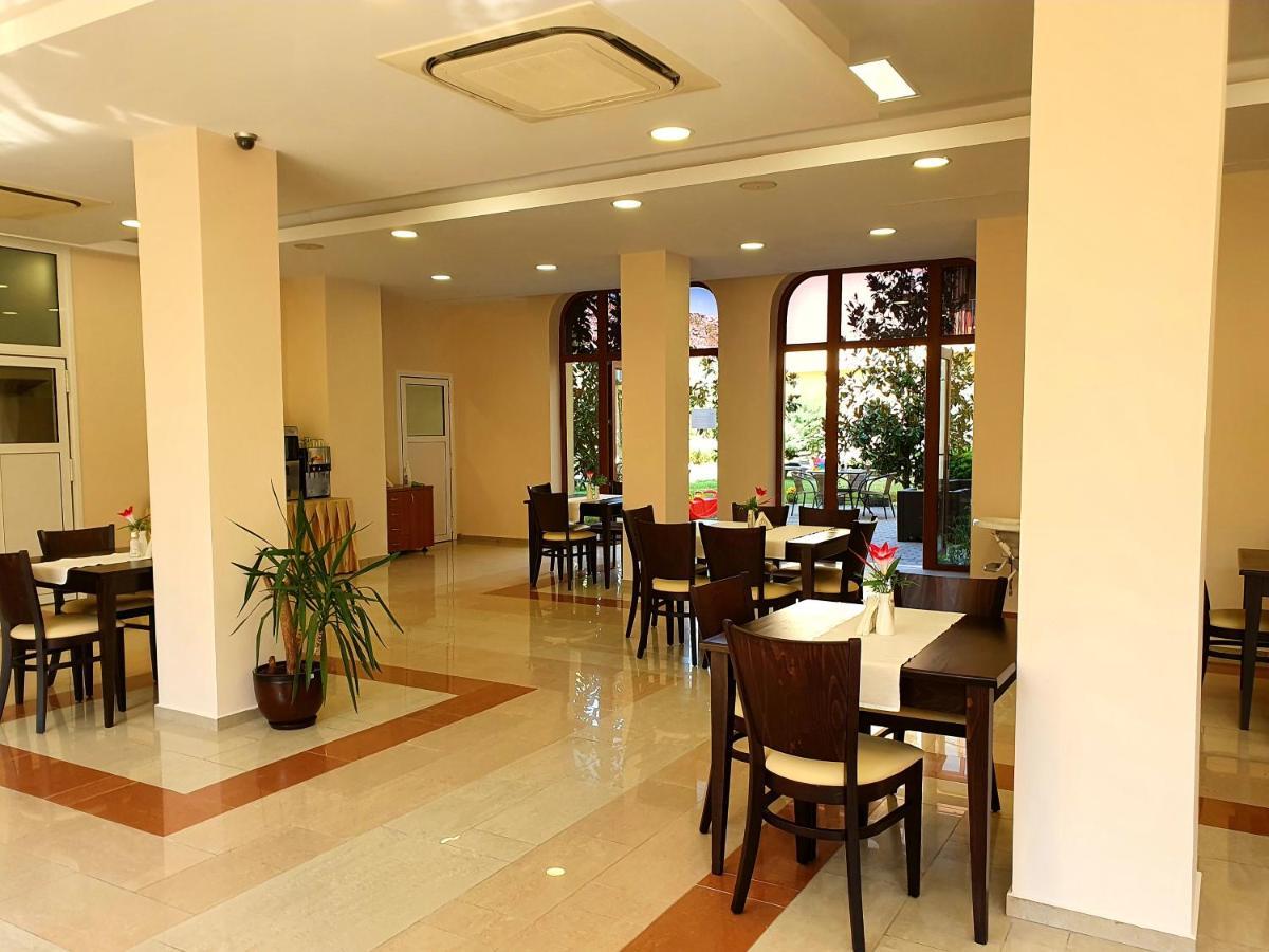C Comfort Hotel & Wellness Hisarya Extérieur photo