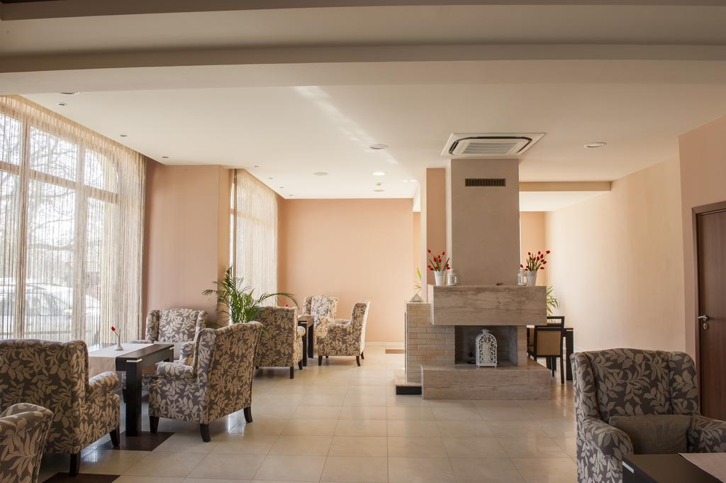 C Comfort Hotel & Wellness Hisarya Extérieur photo