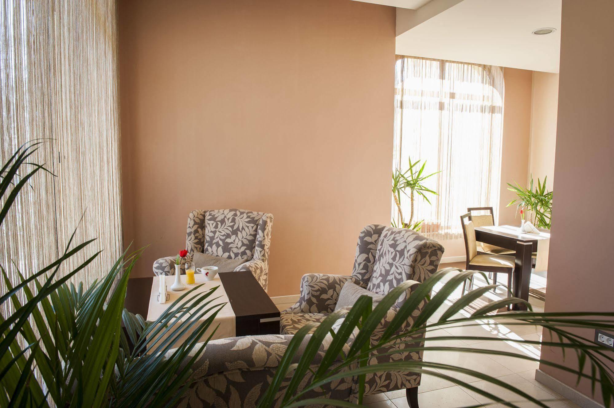 C Comfort Hotel & Wellness Hisarya Extérieur photo