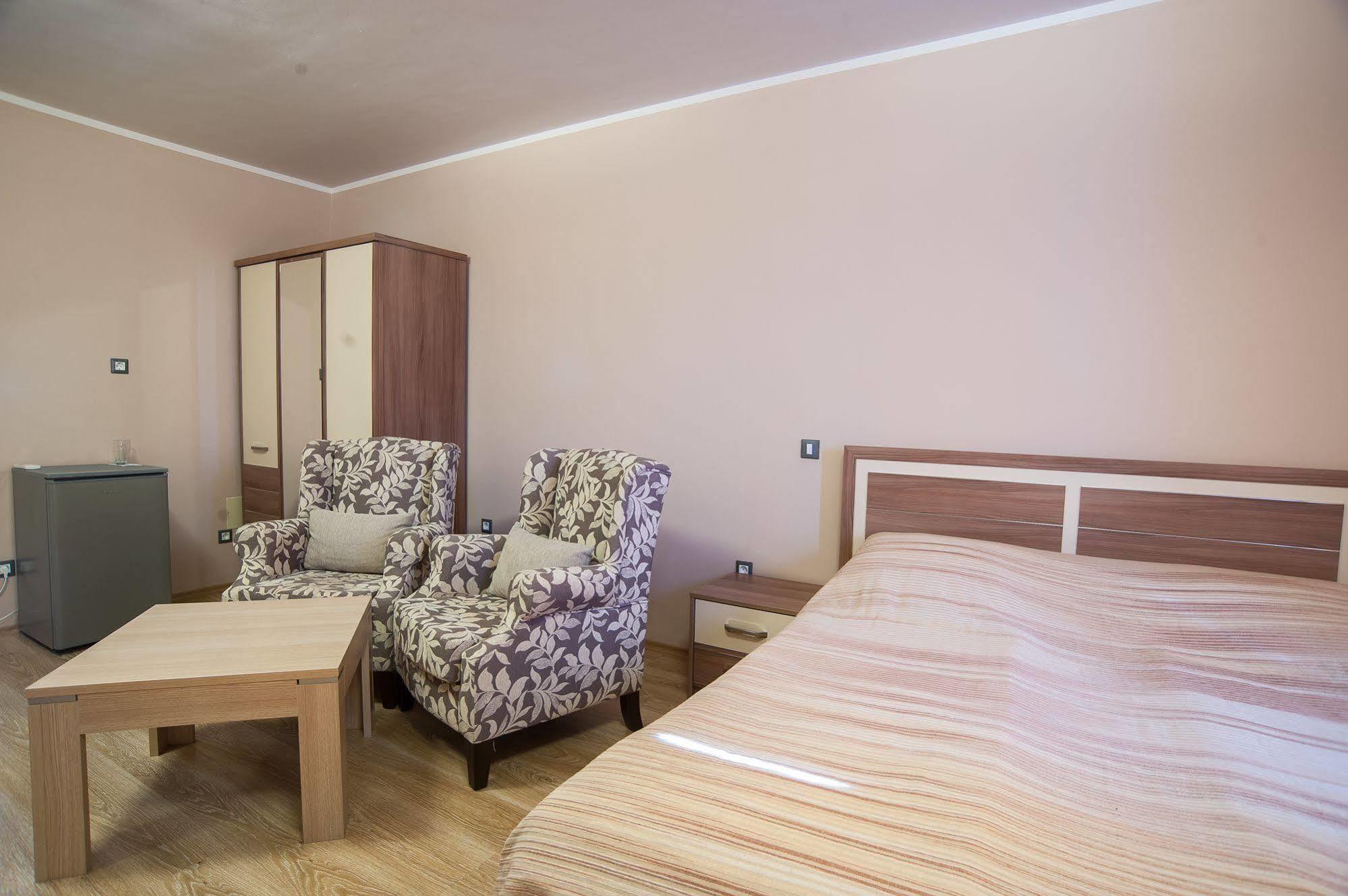 C Comfort Hotel & Wellness Hisarya Extérieur photo